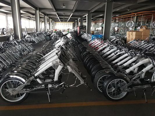 20-24 ίντσες ανδρών Chopper ποδήλατο με ανάρτηση πιρούνι και προσαρμόσιμες επιλογές
