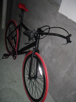 700C Full Matte Black OEM Aluminium Frame Single Speed Road Bike Ακαθάριστο βάρος 13KG