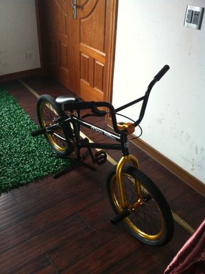 Βέλο PU Καρέκλα 20 &quot;x2.25 Κέντα Οδός OEM Χρυσό Χρώμα BMX ποδήλατο για μονοκίνητα γρανάζια
