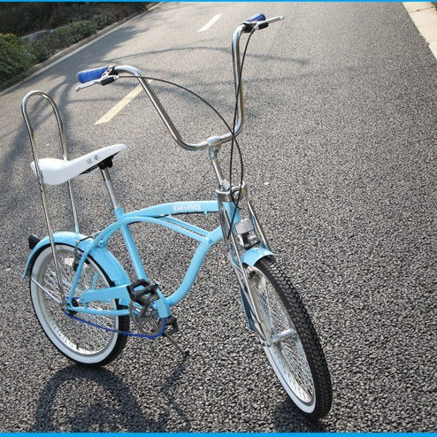 Λευκό χρώμα 20 ιντσών Beach Cruiser Bike Αλουμινίου κράμα περιφέρεια υλικό 15KGS Ακαθάριστο βάρος